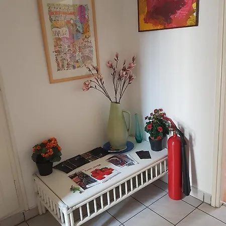 Bottega Del Vino Гостевой дом Локарно