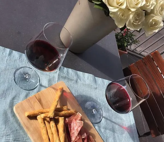 Konukevi Bottega Del Vino